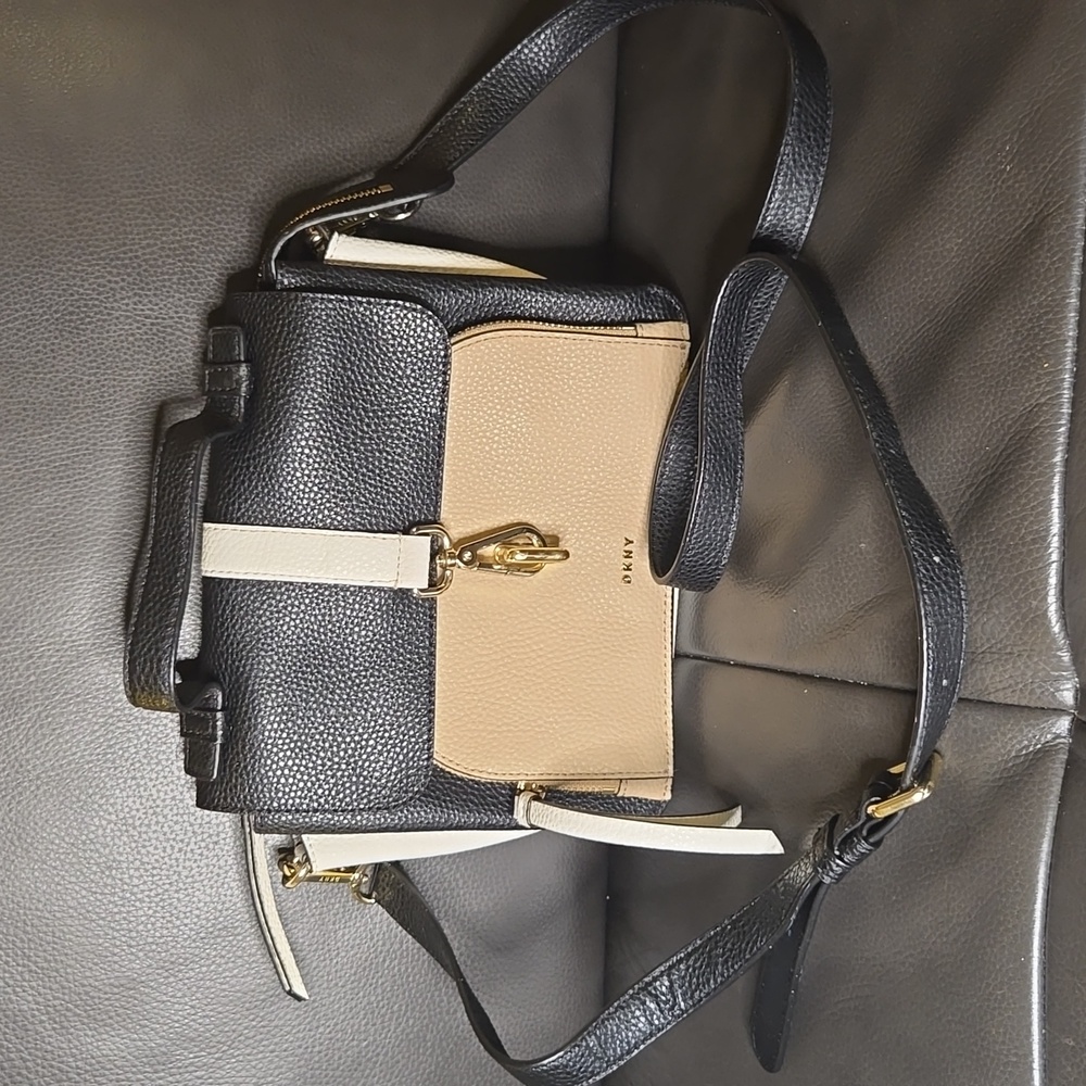 NWOT - DKNY Leather Colorblock Crossbody